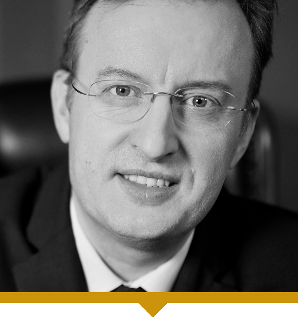 adam-sikorski